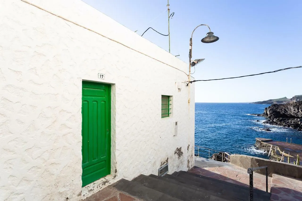 Home2Book Stunning Sea Front House El Escobonal